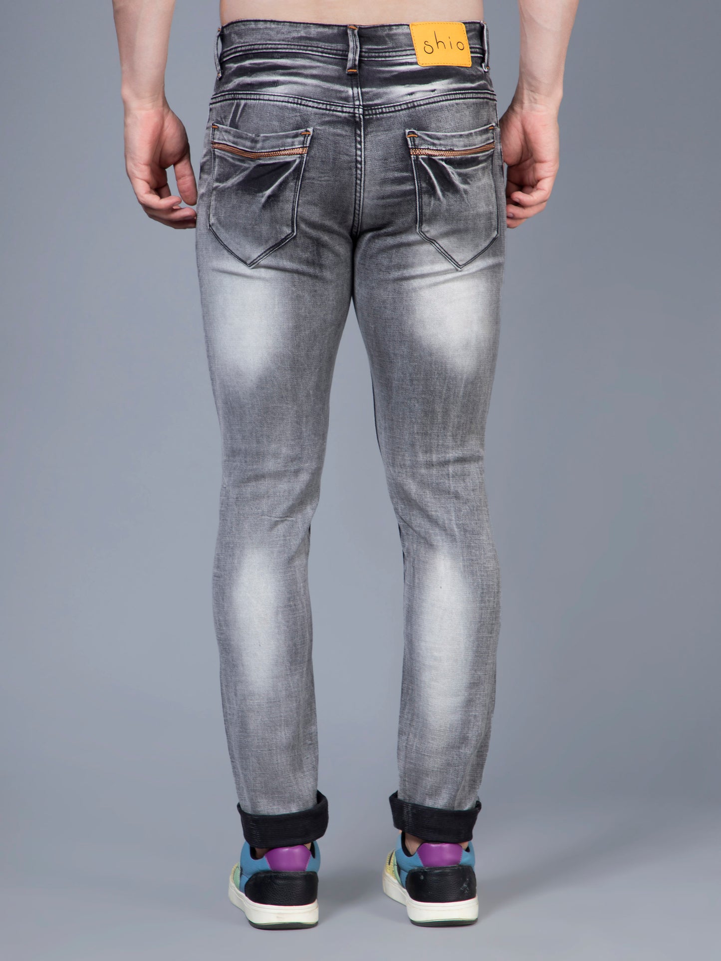 Shio Grey