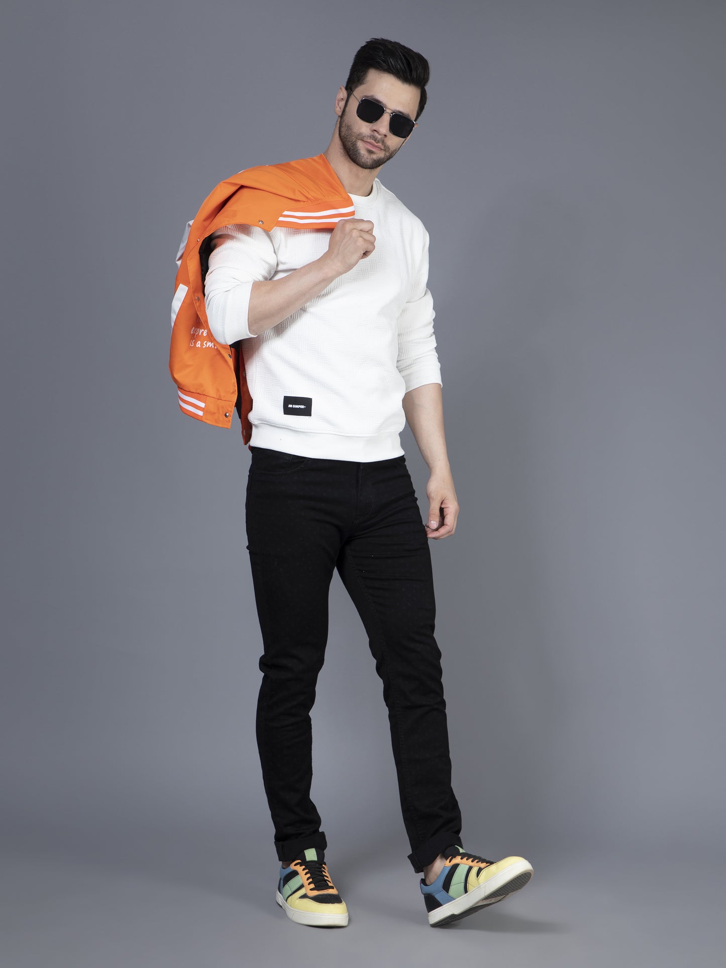Pointer Jeans